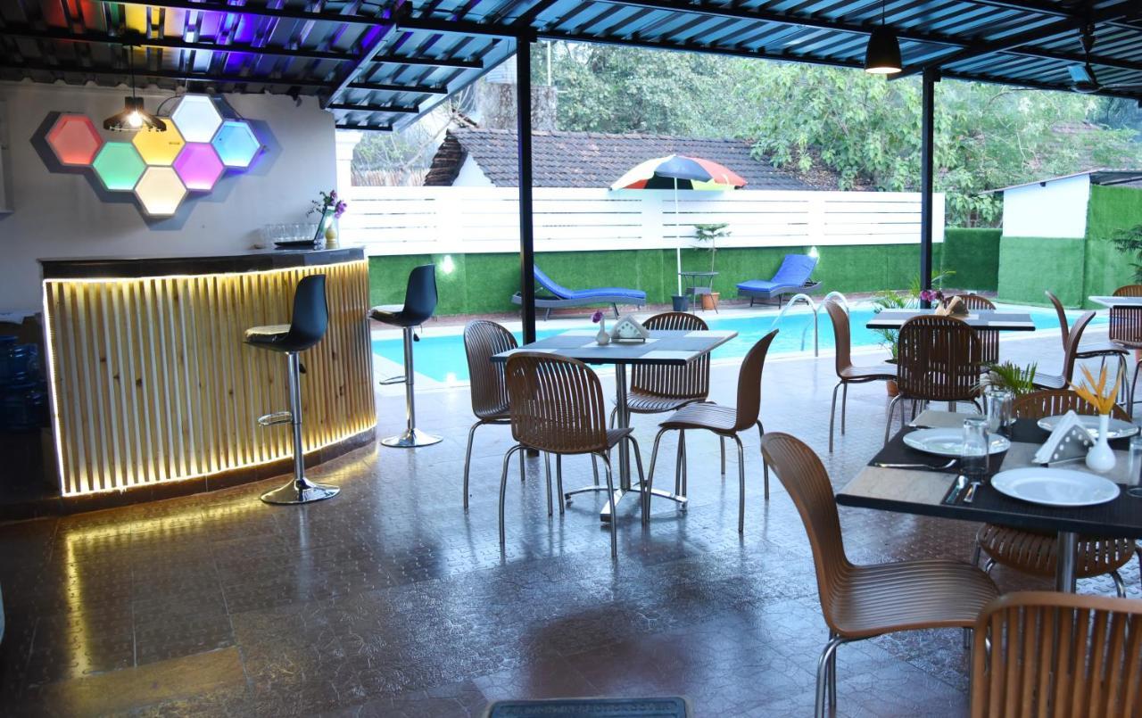 Clarissa Resort Goa Saligao Exteriör bild