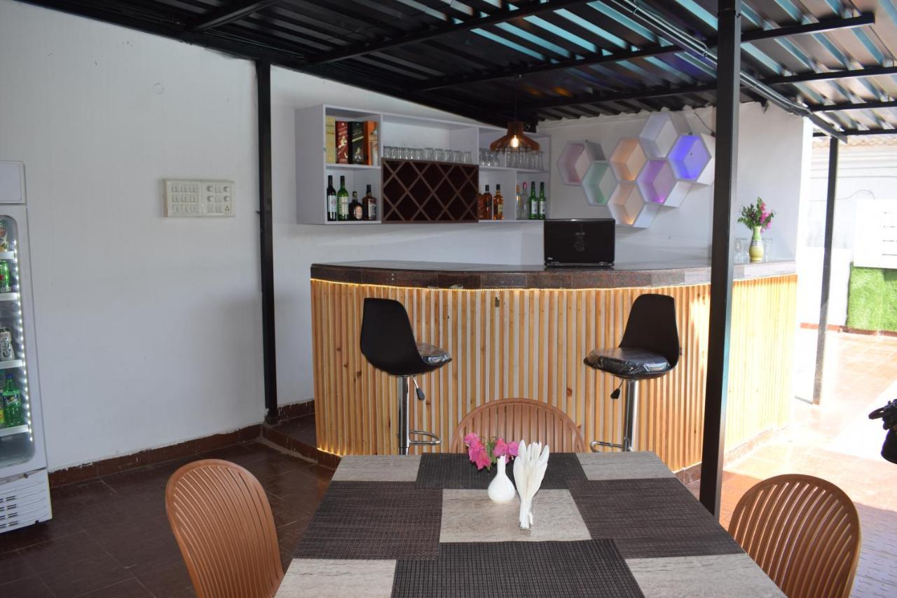 Clarissa Resort Goa Saligao Exteriör bild