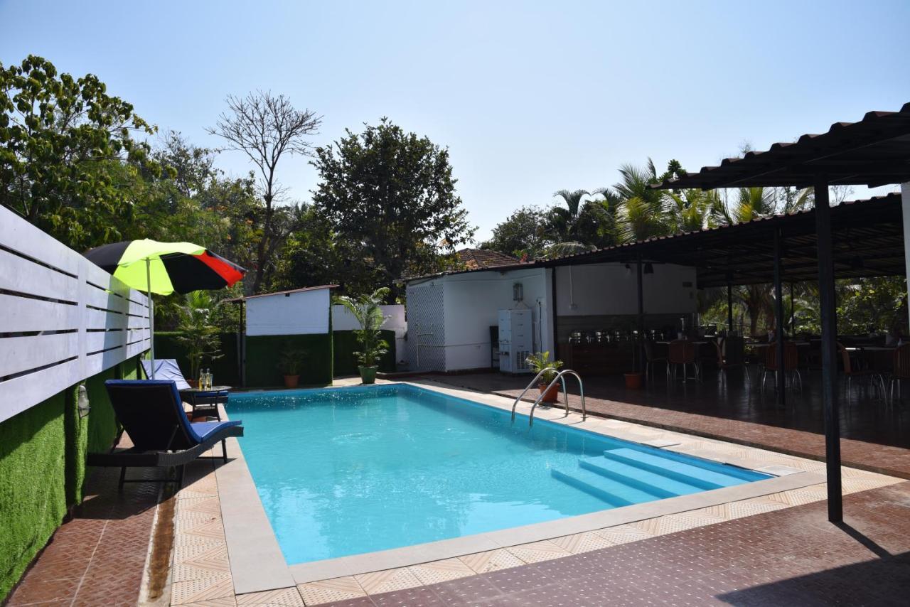 Clarissa Resort Goa Saligao Exteriör bild